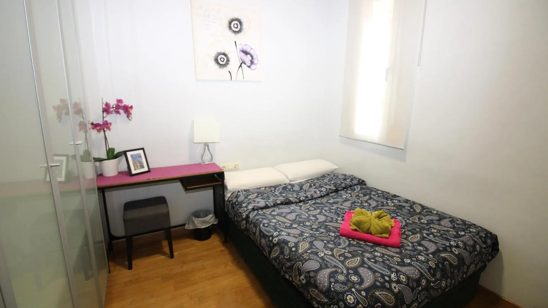 Habitaciones Acogedoras En Borrell 0*, Barcelona